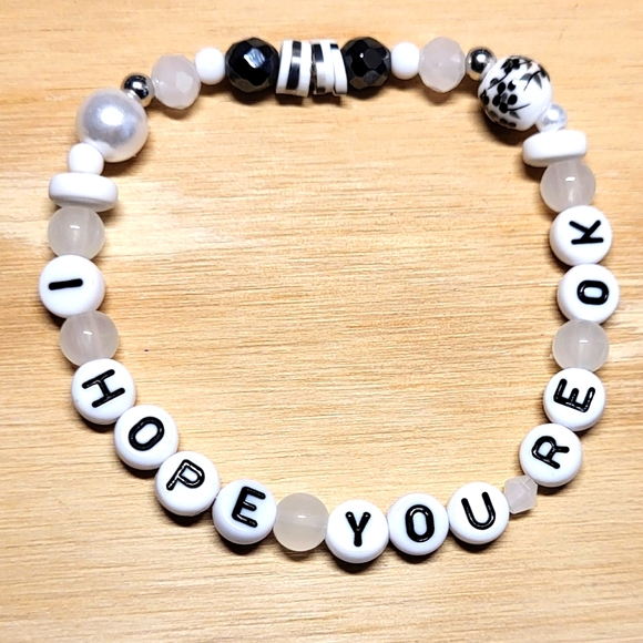 Fortnight- Taylor Swift Friendship Bracelet - Picture 2 of 5